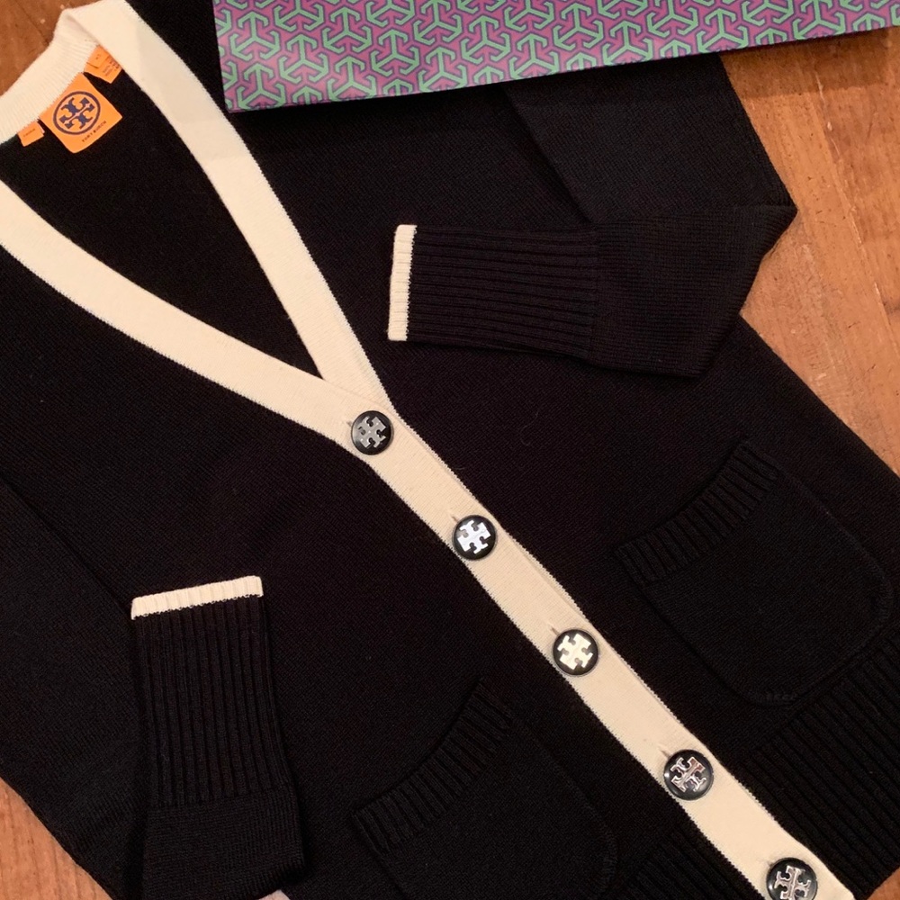 Tory Burch sweater in black and ivory